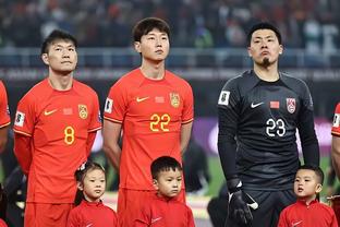 C罗对中国球迷真的是偏爱啊，又一个中国球迷圆梦